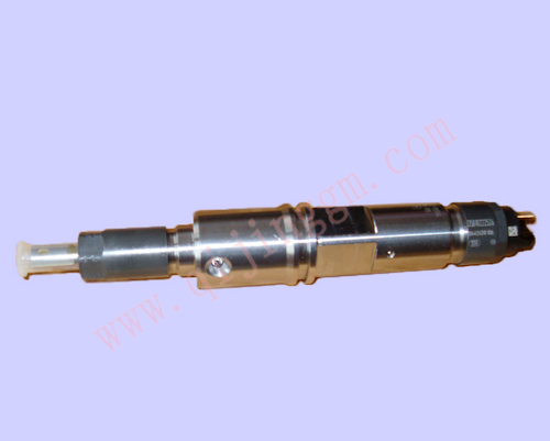 噴油器總成D5010222526_東風(fēng)雷諾DCi11發(fā)動(dòng)機(jī)配件