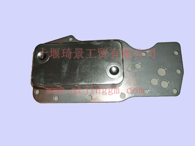 6B電控機(jī)油冷卻器芯C3975818_東風(fēng)康明斯/cumminsISDe系列發(fā)動(dòng)機(jī)配件