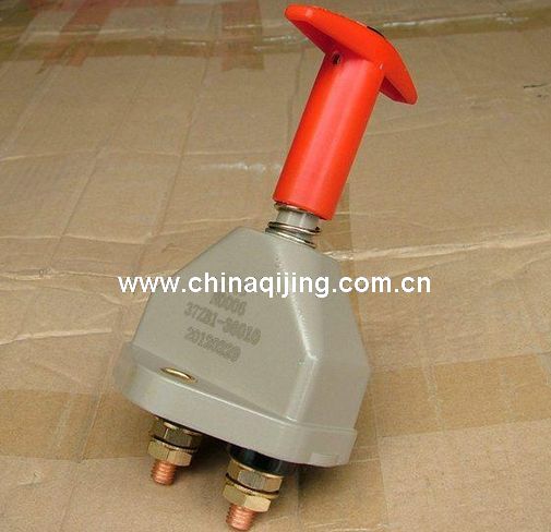 37ZB1-36010 東風(fēng)天龍電源總開(kāi)關(guān) 東風(fēng)天龍前四后四配件 東風(fēng)汽車(chē)配件 東風(fēng)配件