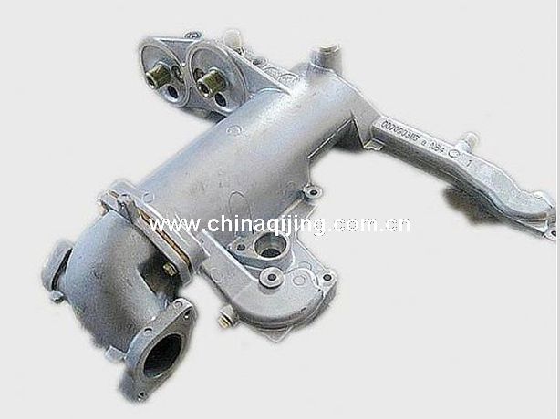雷諾發(fā)動機配件機油冷卻器 D5010550127 東風康明斯發(fā)動機配件 東風配件 東風汽車配件