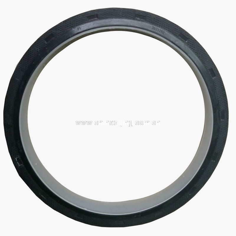 康明斯發(fā)動機配件_康明斯6CT曲軸后油封_3933262